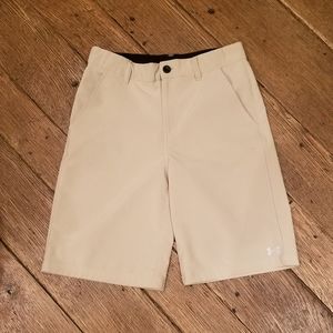 Under Armour Golf Shorts Size 14 Like New Tan!